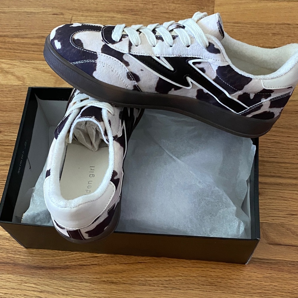 Madden Girl Cow-Print Lace-Up Sneakers - White & Dark Brown - Picture 4 of 8